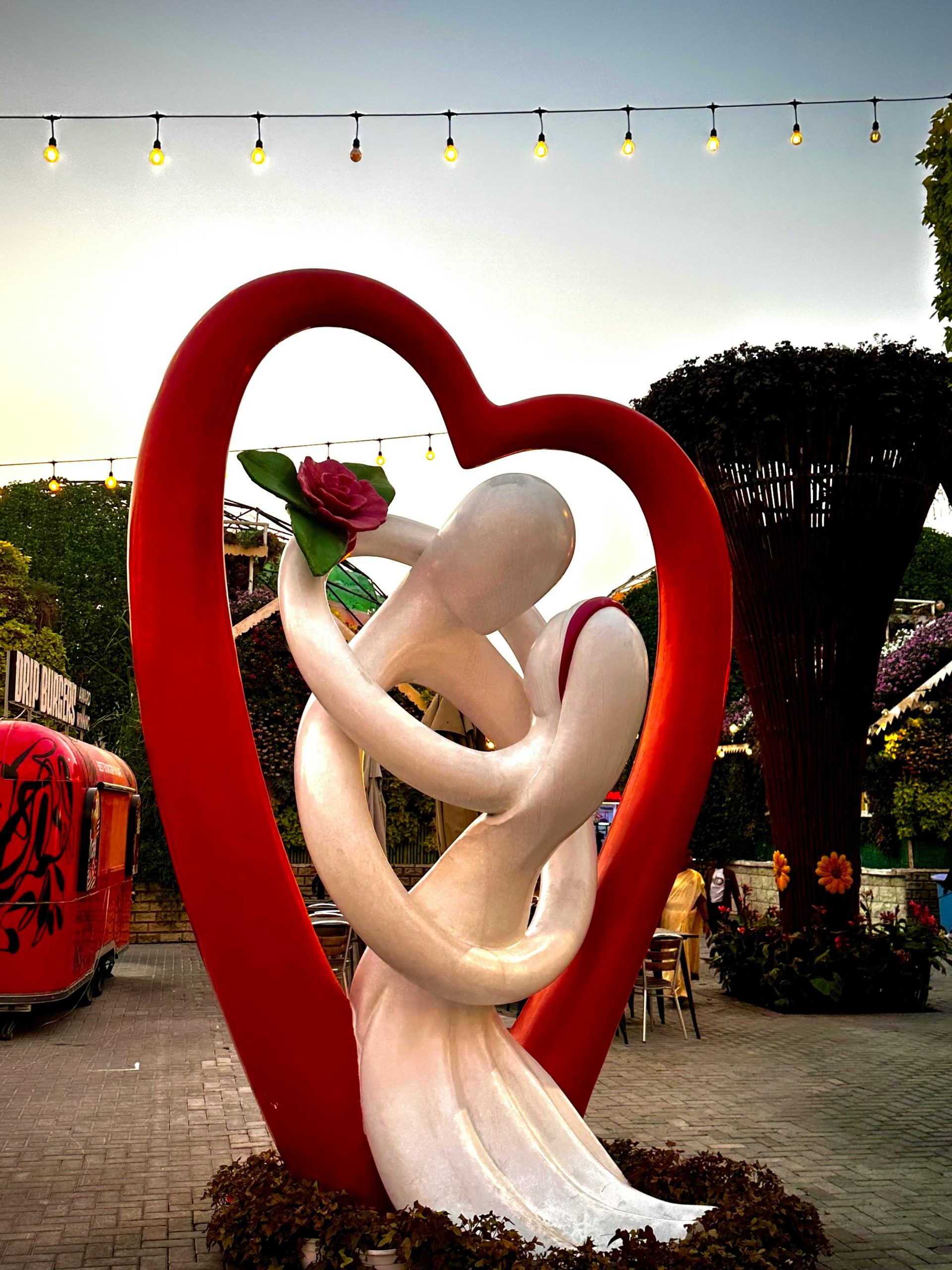 Romantic sculpture in dubai outdoor setting