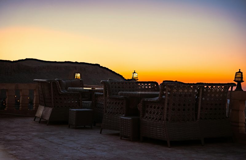 Everything You Need to Know Before Booking Desert Dining in Abu Dhabi