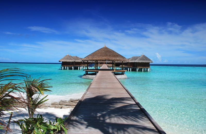 Best Maldives Beaches for Couples Seeking Privacy and Relaxed Vibes