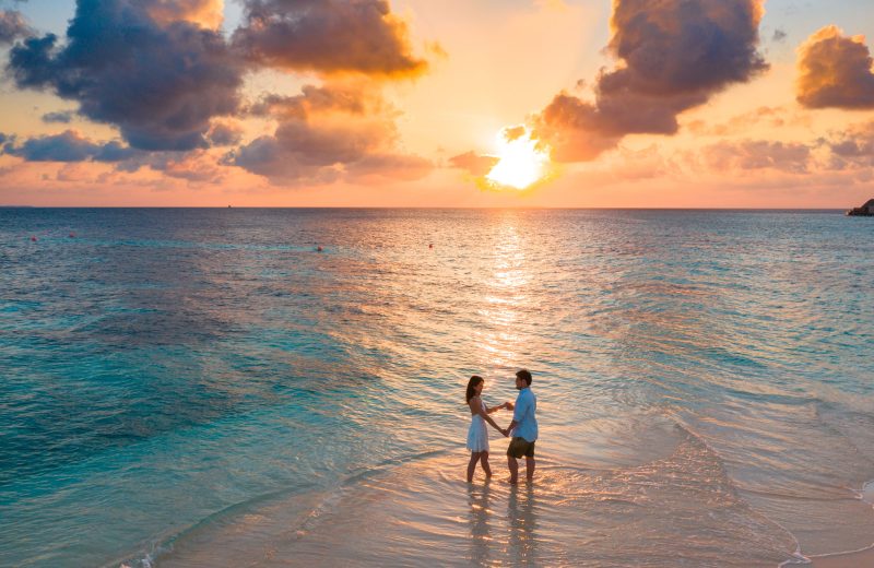 A Couple's Guide to a Romantic Maldives Getaway